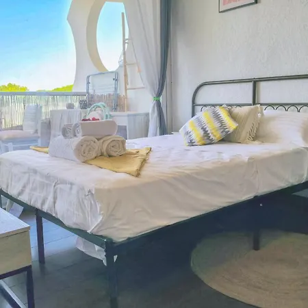 Apartment Renove - Clim - Piscine - Et Commerces